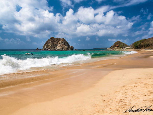 Praia da Conceição, Fernando de Noronha - Pernambuco, Brasil
